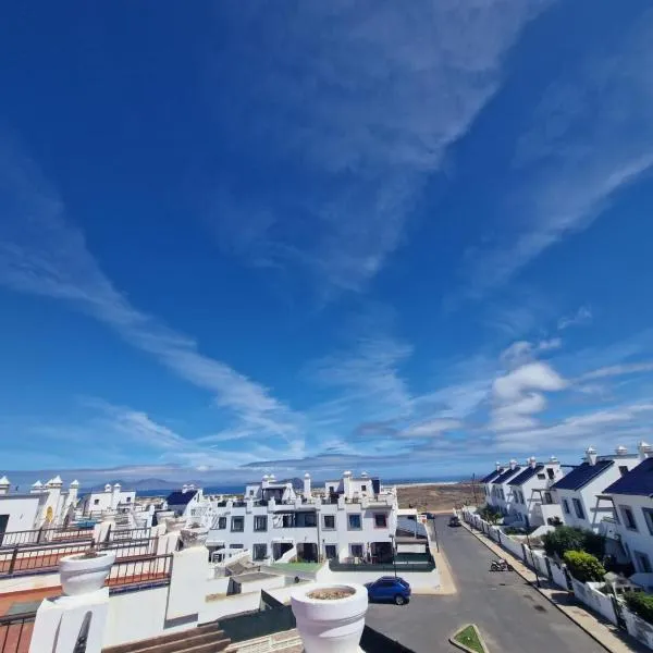 Villa Tobia – hotel w Corralejo