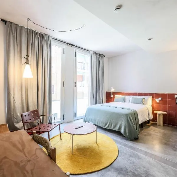 Madrid Live Coworking - SELF SERVICE -, hotel in Madrid