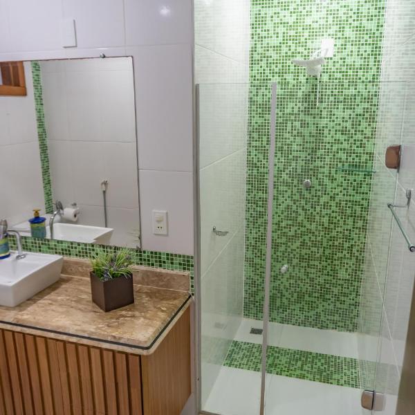 Linda casa com ar e piscina em Interlagos Vila Velha ES - Foto 3
