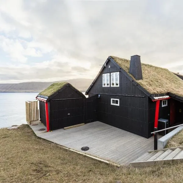 Seaside Escape - 2 Bedroom Home with Stunning Views, hotel in Velbastaður