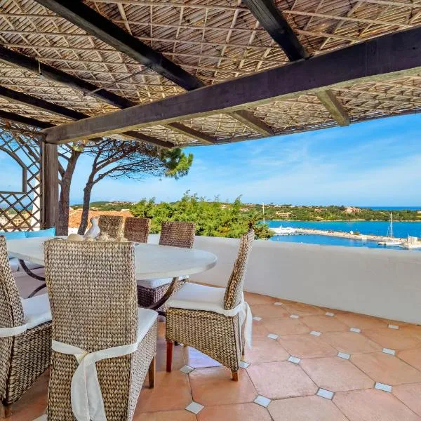 Terrazza sul mare a Porto Cervo、ポルト・チェルボのホテル