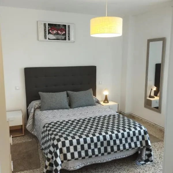 Apartamento Vicsus, hotel v destinaci Ajo
