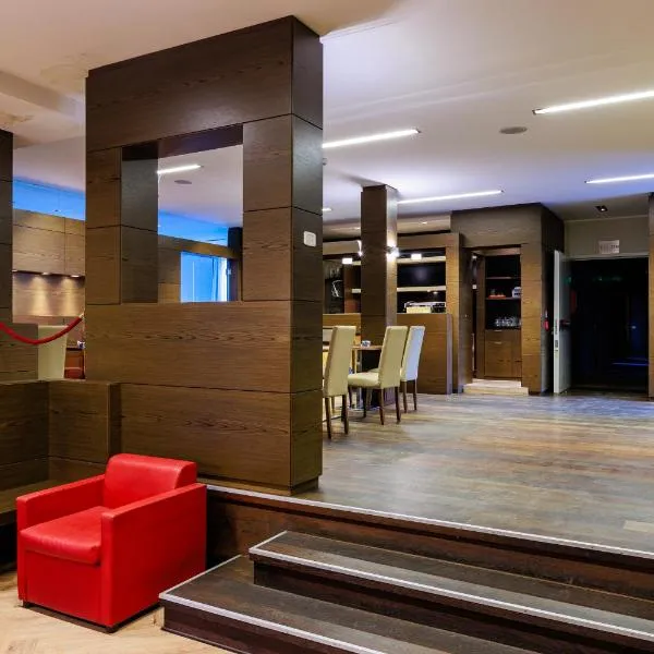 Hotel Villa Delle Rose - Malpensa, hotell i Oleggio