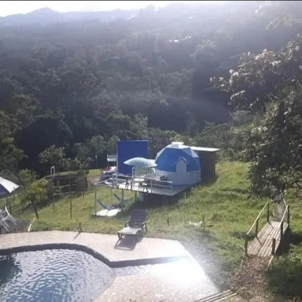 Glamping y Cabañas Alpina, hôtel à La Habana