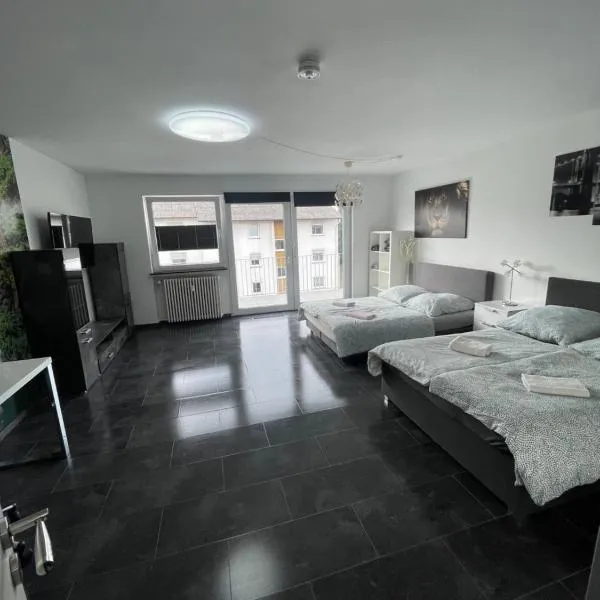 Exklusive Moderne Wohnung Gießen Stadtnähe mit Balkon, hotel v destinaci Annerod