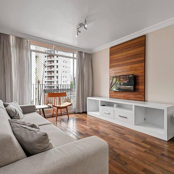Lindo apartamento com 3 Quartos e Sacada na Liberdade