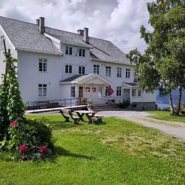 Granum Gård, hotel v destinaci Fluberg