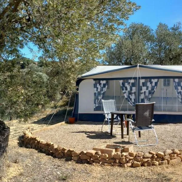 Caravan Finca La Vida Rustica, hotel v destinaci Maella