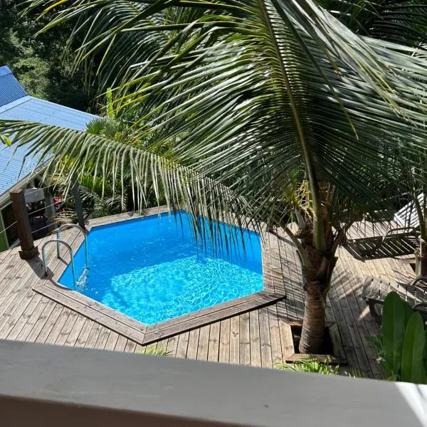 L'escale Tropicale, hotel v destinaci Sainte-Anne