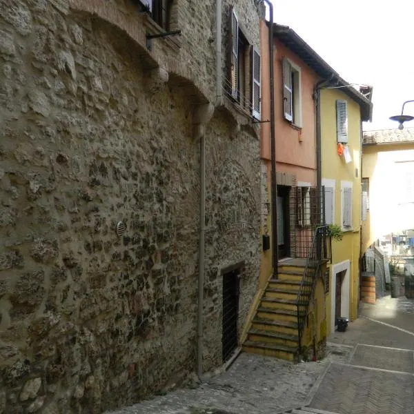 Casa dell'Oliveto "parcheggio gratuito", hotel a Narni