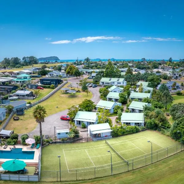 Pauanui Pines Motor Lodge, hotel u gradu Pauanui