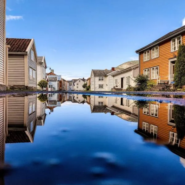Kvammehuset på Gamle Lærdalsøyri, hotel v destinaci Laerdalsoyri