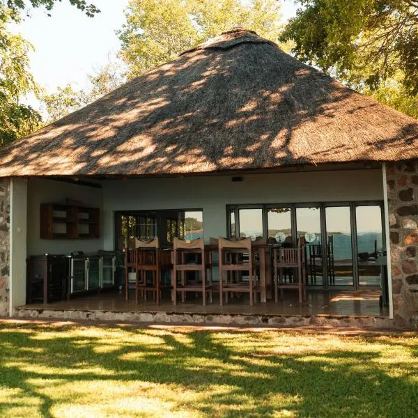 Masumu River Lodge, hotel v destinaci Binga