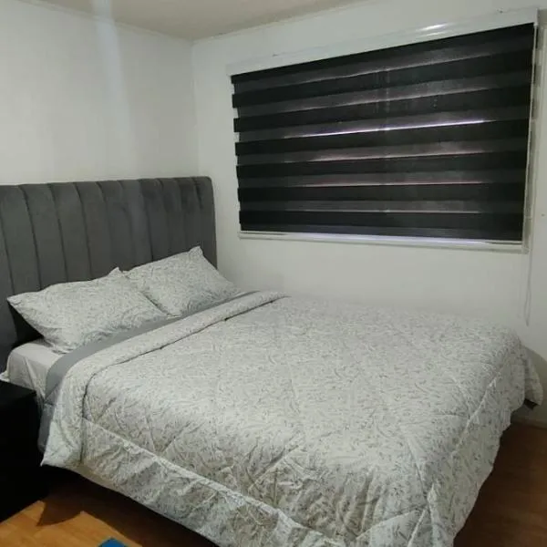 Acogedora habitación en curico, hotel in Curicó