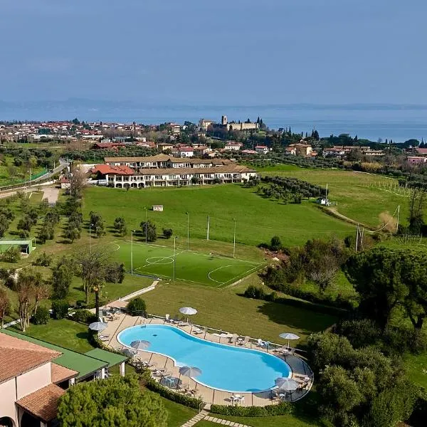 Moniga Resort, hotel v destinaci Moniga