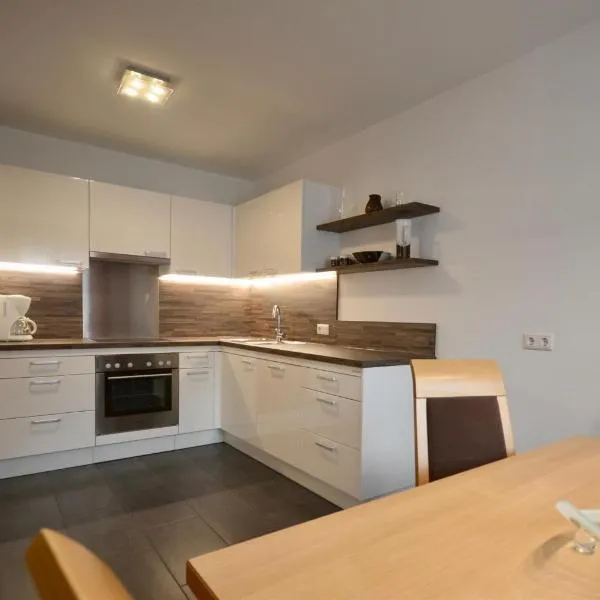 Ferienwohnung Sonnenhang, ξενοδοχείο σε Nußdorf