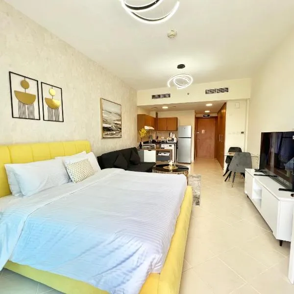 Cosmos Living Stunning Apt in Lago Vista IMPZ, hotel en Dubái