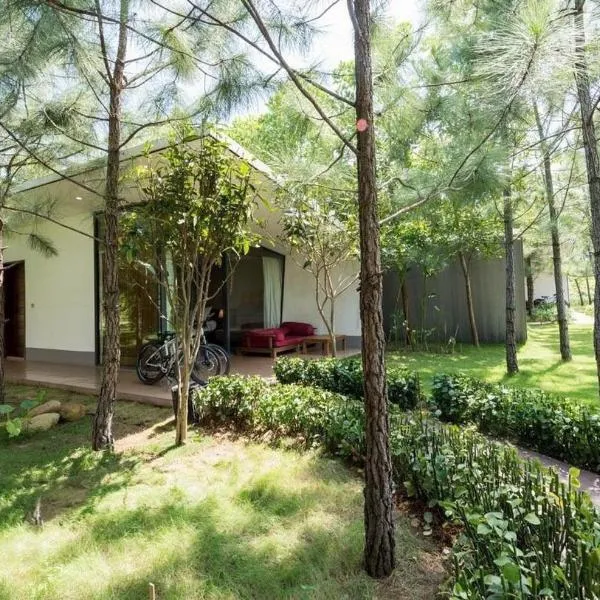 Villa R331 Forest Dai Lai Resort, hotel v destinaci Phúc Yên