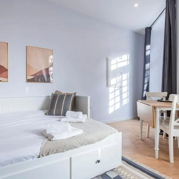 Monteverde I by Innkeeper