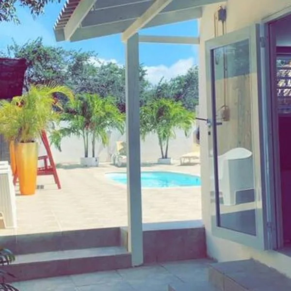 Hofi Paradise Resort, hotel in Barber