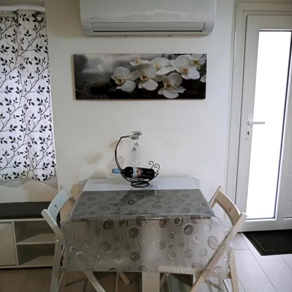 Apartamentos "El Balconico", hotell i Arguedas