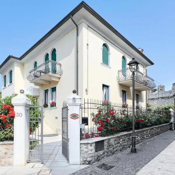 Hotel Villa Cansignorio、ラツィーゼのホテル