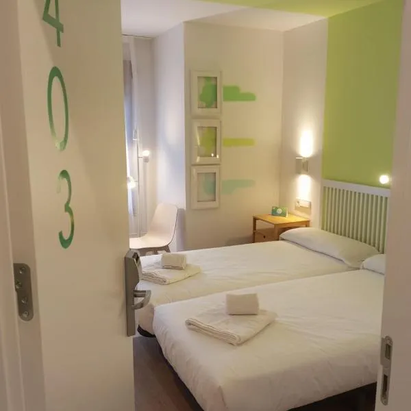 Hotel Virgen de Covadonga, hotel v destinaci Cangas de Onís