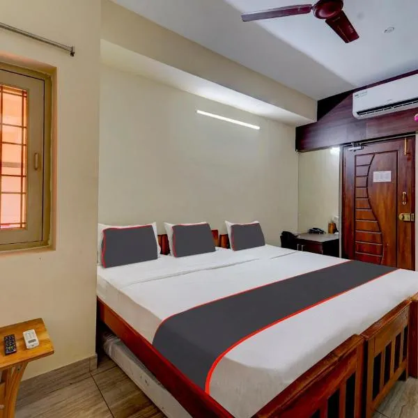 Hotel Sree Annarathna, hotel en Arcot