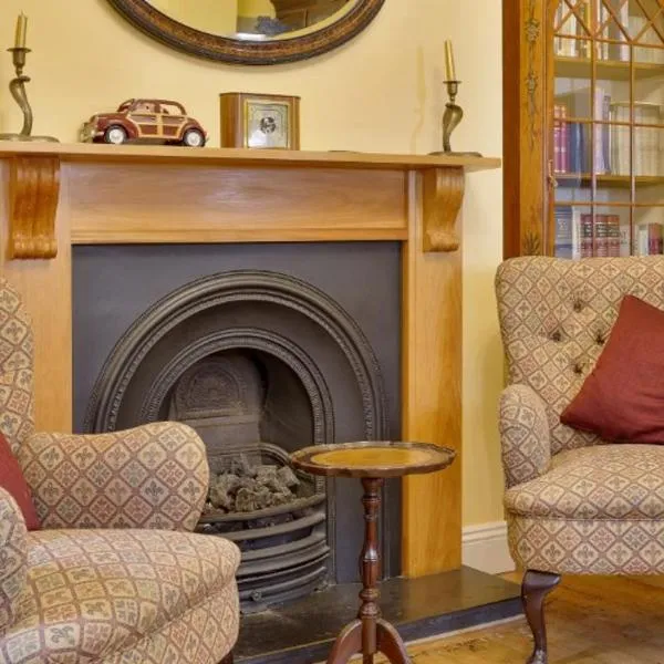 Windsor/Legoland/Ascot charming 3BR home in centre, hotel a Windsor