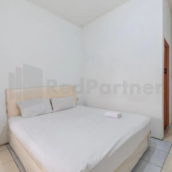 Selaras Homestay Ciwidey, hotel in Nempel