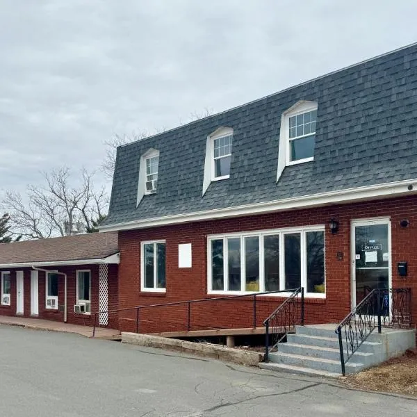 SUMMERSIDE MOTEL &COTTAGES, hotel v destinaci Summerside