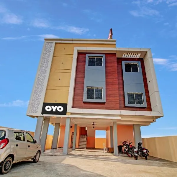 OYO Flagship Hotel Anand In, ξενοδοχείο σε Pānchgaon