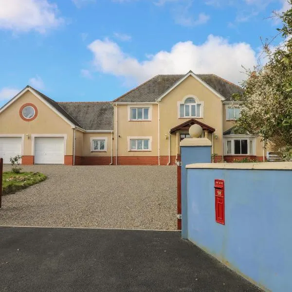 Meadow Croft, hotel in Haverfordwest