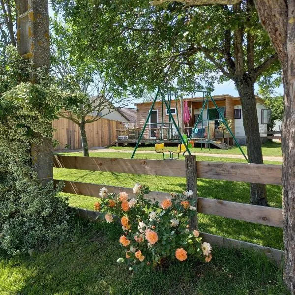 Ferme équestre du grand Epinay, hotel en Yèvres