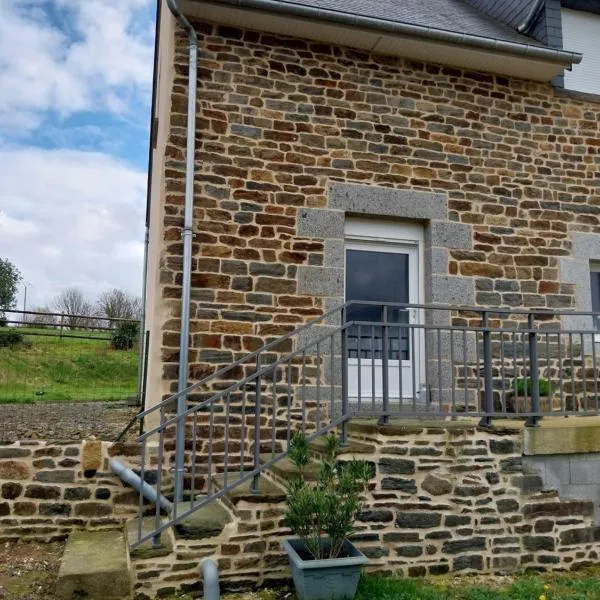 Gite Du Palefrenier, hotel in Coulouvray-Boisbenâtre