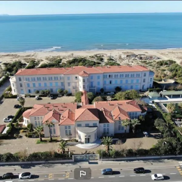 La Suite del Mare, hotel v destinaci Calambrone