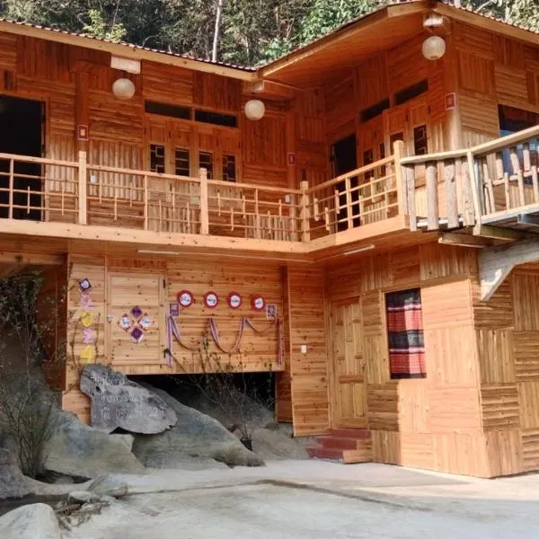 Higland Homestay Bac Ha, khách sạn ở Koc Pai