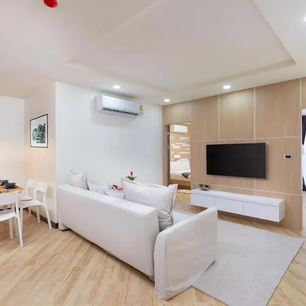 Appartements avec piscine, hotel in Rawai Beach