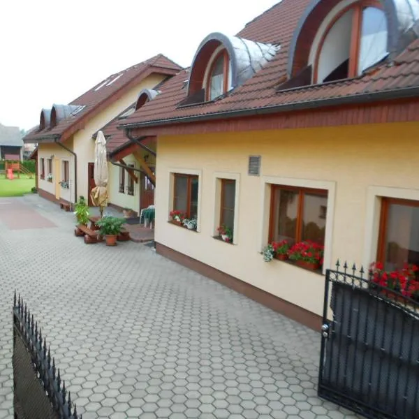 Penzion Rosnicka Liesek, hôtel à Vitanová