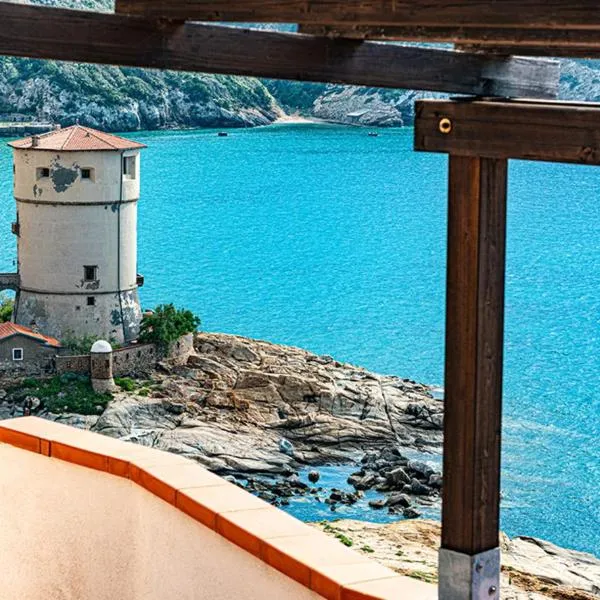 La Casa di Cristian con terrazza vista mare, hotel v destinaci Campese