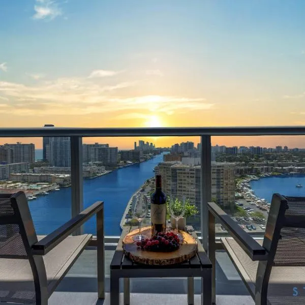 Infinite View Balcony - Amazing Pool - Gym, hotel i Hallandale Beach