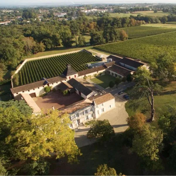 Chateau Sénailhac, hotel u gradu Tresses