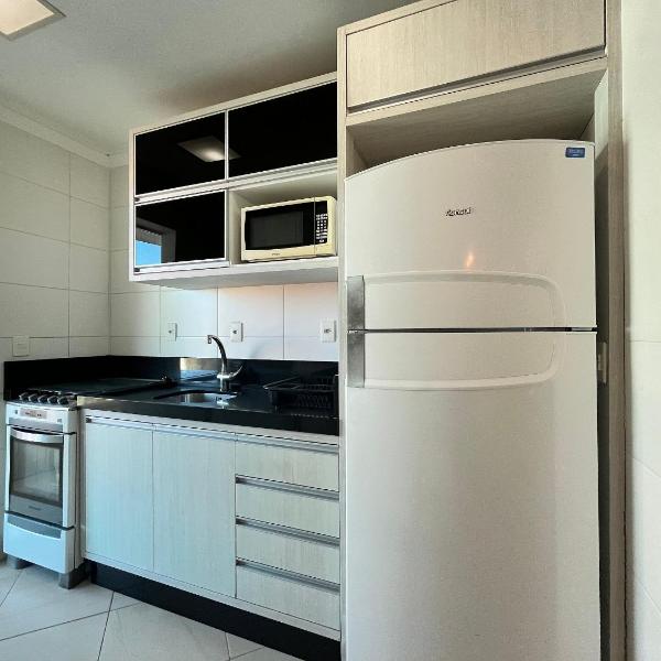 B251 - Apartamento de 2 quartos em Bombas com churrasqueira - Foto 5