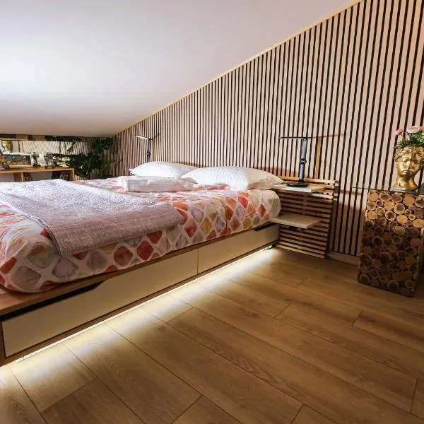 FLYTOSUITE,COM 25 Posti Letto Parcheggio Libero AEROPORTO BOLOGNA, hotel v destinaci Calderara di Reno