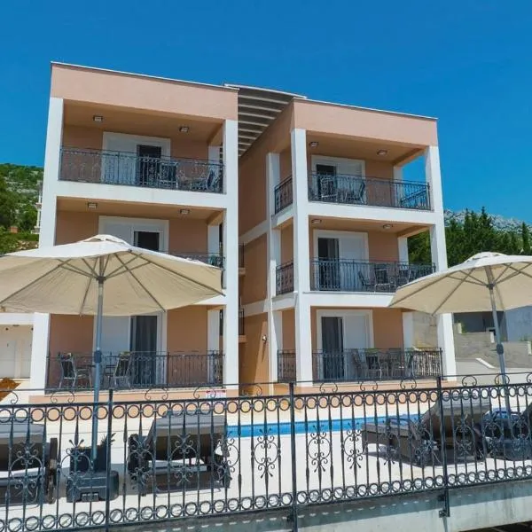 Villa Tin Apartments, hotel v destinaci Tribanj-Krušćica
