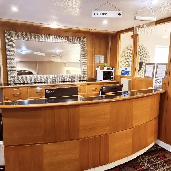 Barons Court Hotel Walsall, hotel en Walsall