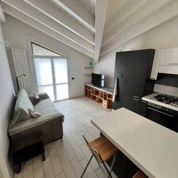 Mansarda Polpetta, hotel v destinaci Corsico