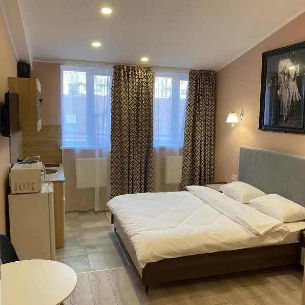 Kyiv Central Apart Hotel、キーウのホテル