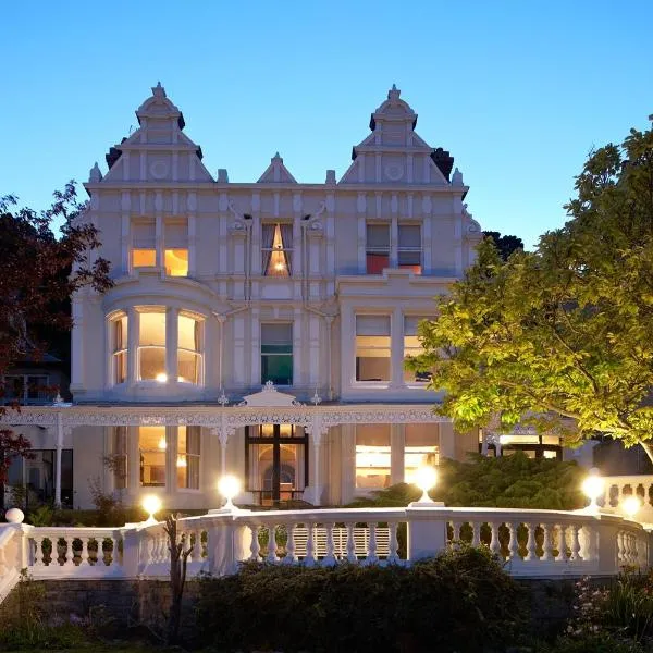 Escape Boutique B&B, hotel in Llandudno