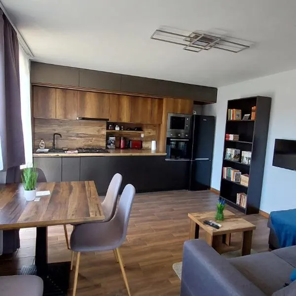 Paradiso Apartmanház, hotel v destinaci Gyula